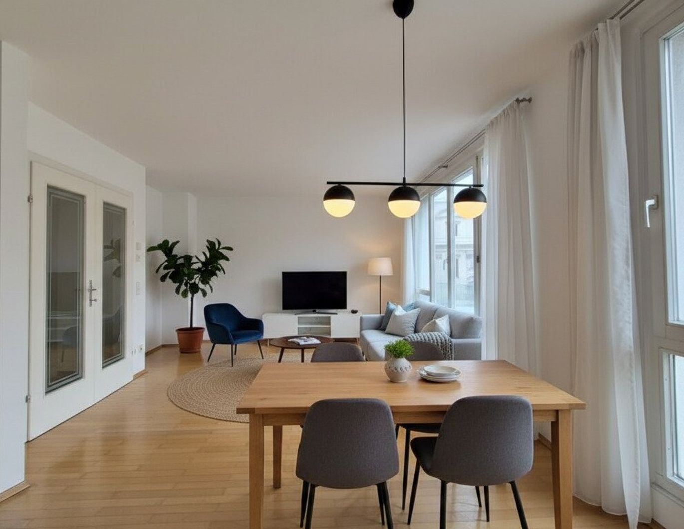 NEUBAUMIETE NÄHE KARLSPLATZ