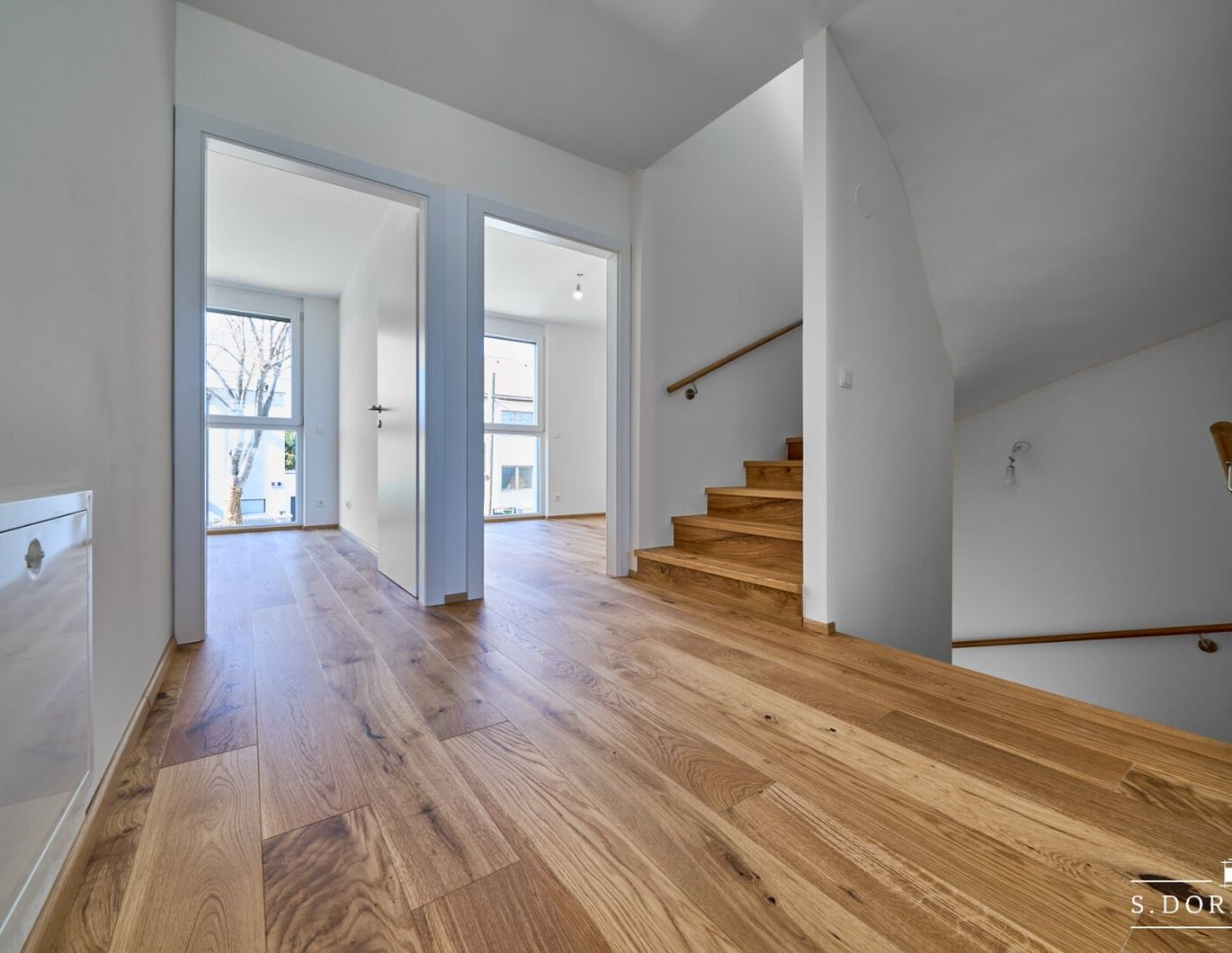 NEU! ++ BEZUGSFERTIG ++ HAUS MIT 5 ZIMMER / KELLER / GARTEN / 3 TERRASEN / 1 PKW-STELLPLATZ ++ EIGENTUM ++ 1220 WIEN ++
