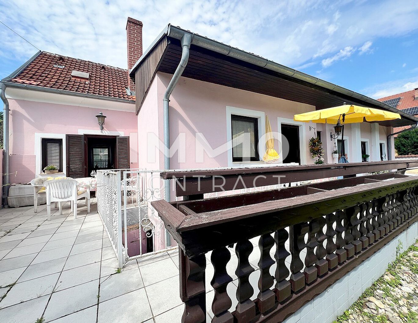 Krems: Charmante Altvilla im Kremstal - sonnig - mit Grünblick