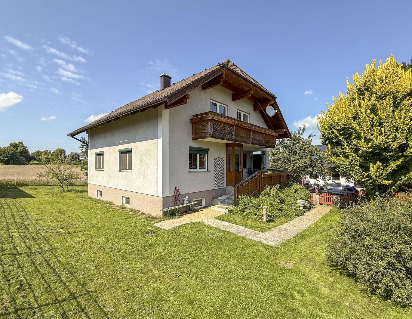 Großzügiges Haus in schöner Lage