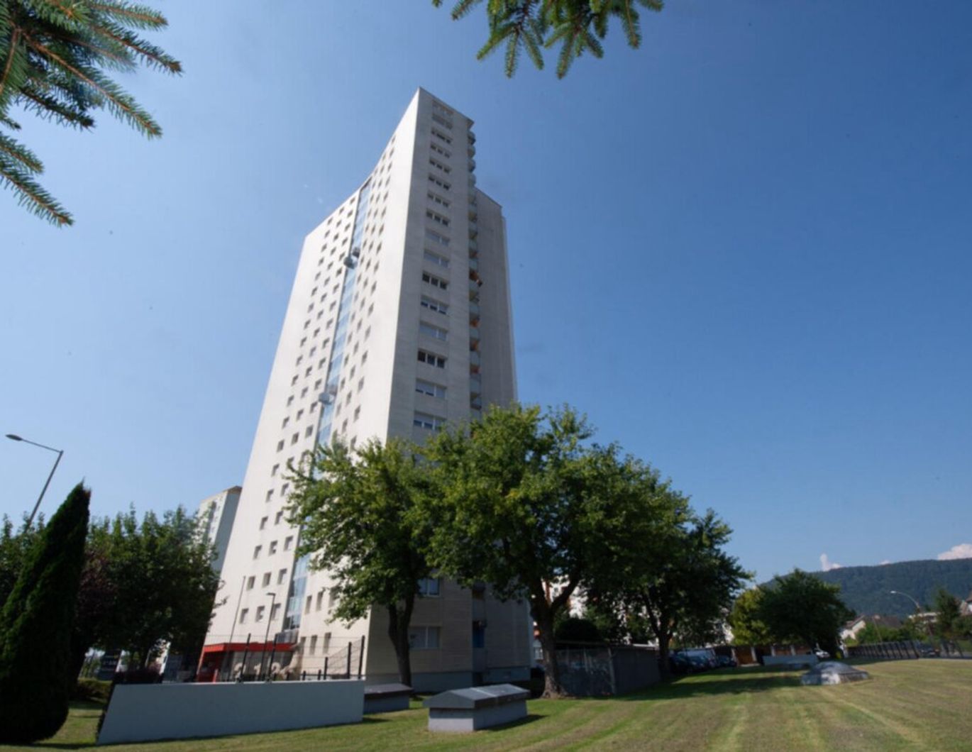 Traumhafte 3-Zimmer Wohnung mit Aussicht in Graz - Perfekt gepflegt mit 2 Balkonen