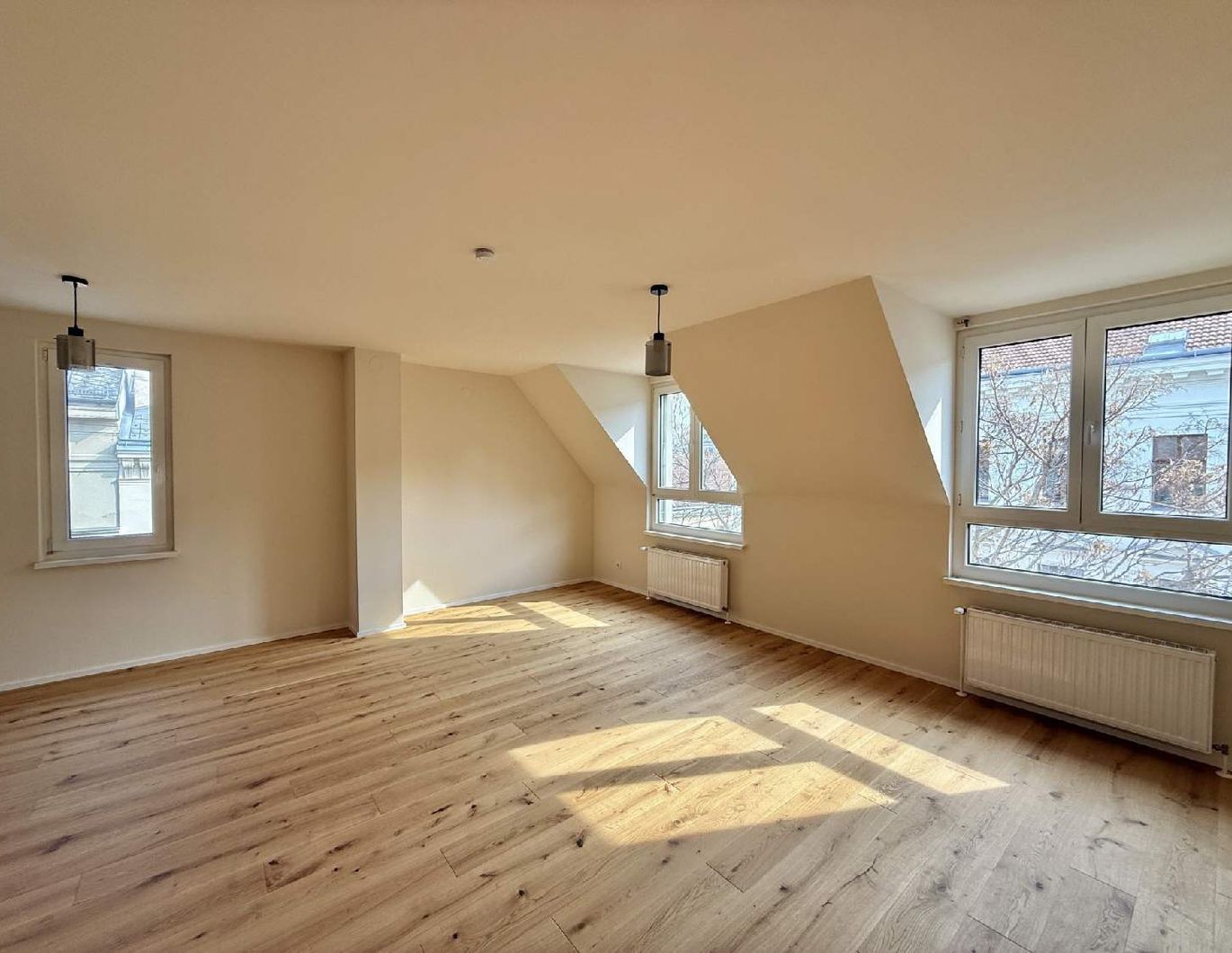 Wunderschöne DG Maisonette am Rande des beliebten Freihausviertels