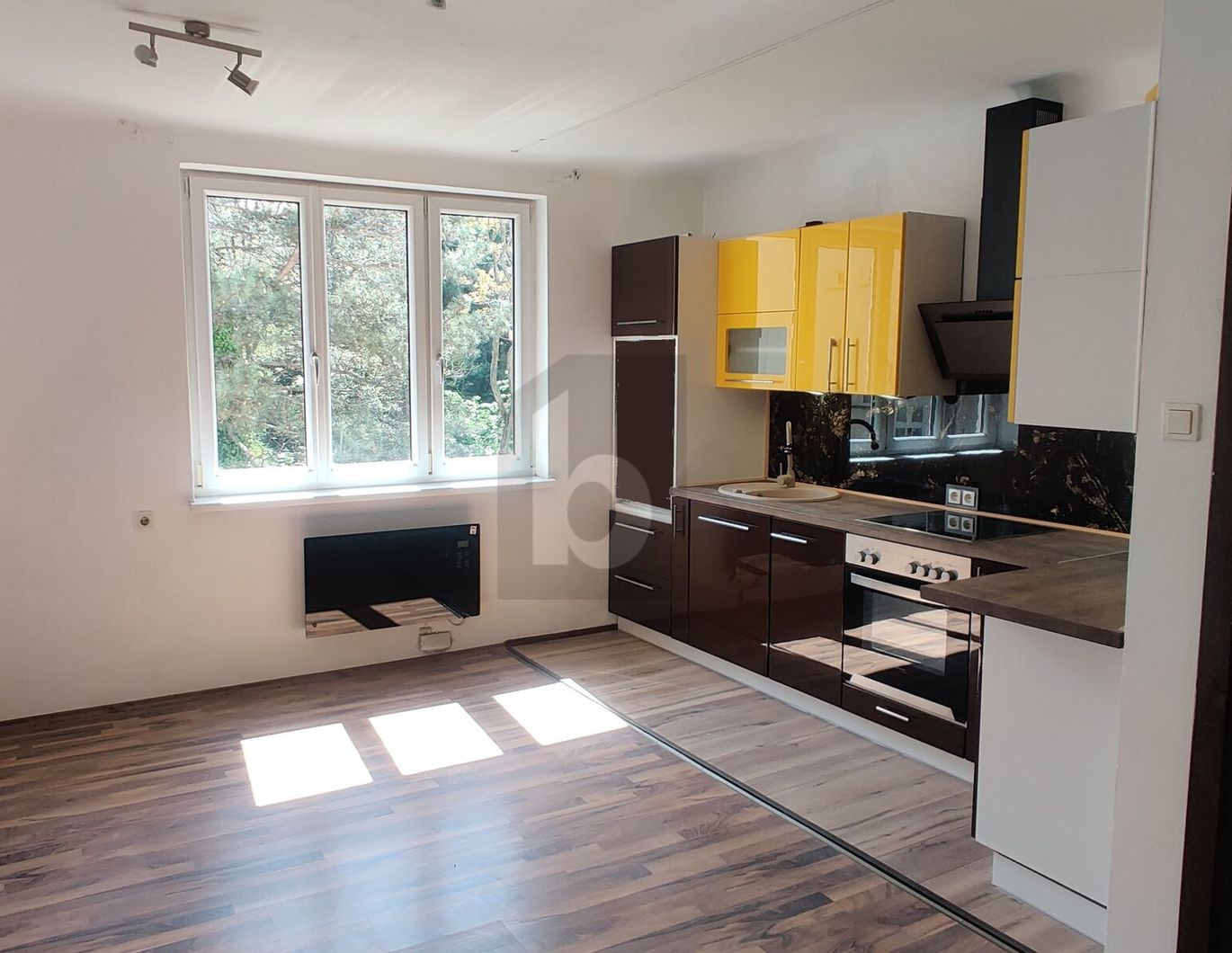 U1 NÄHE MIT TOP INFRASTRUKTUR, AUFZUG & GEMEINSCHAFTSGARTEN