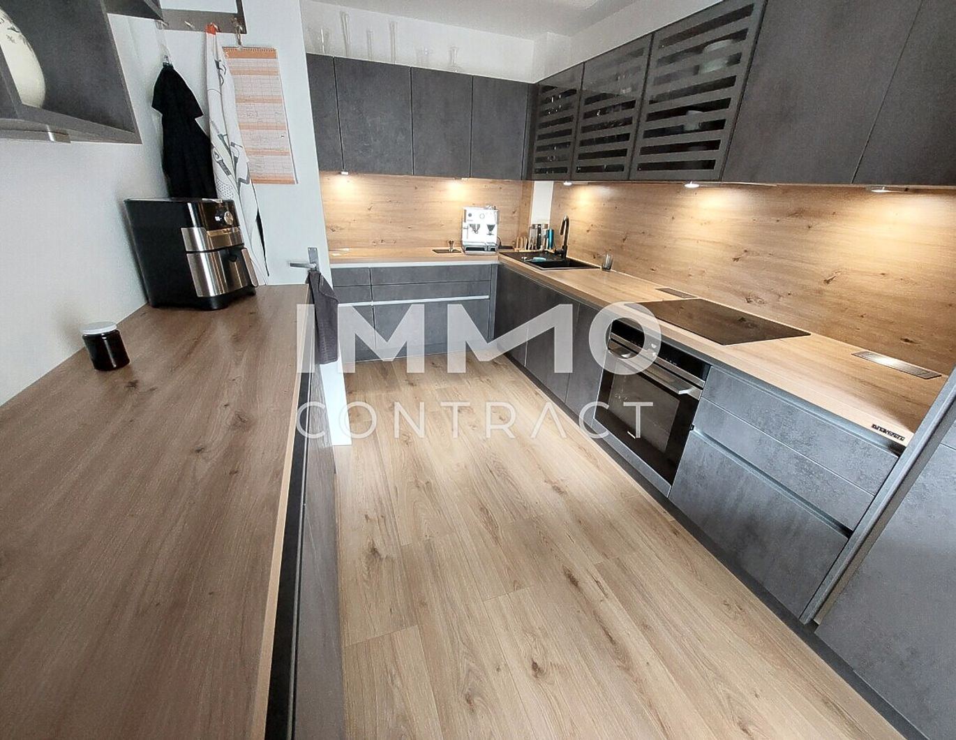 Große Küche gesucht? Ruhelage in Hetzendorf unweit zum Hietzinger Bad mit Balkon