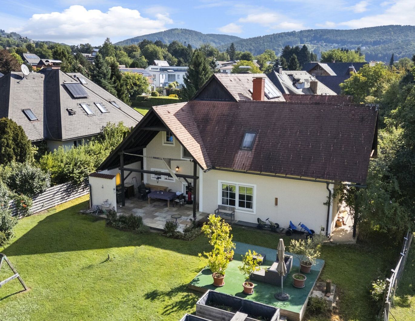 Immobilienjuwel: Einfamilienhaus mit weitläufigem Garten in Bestlage!