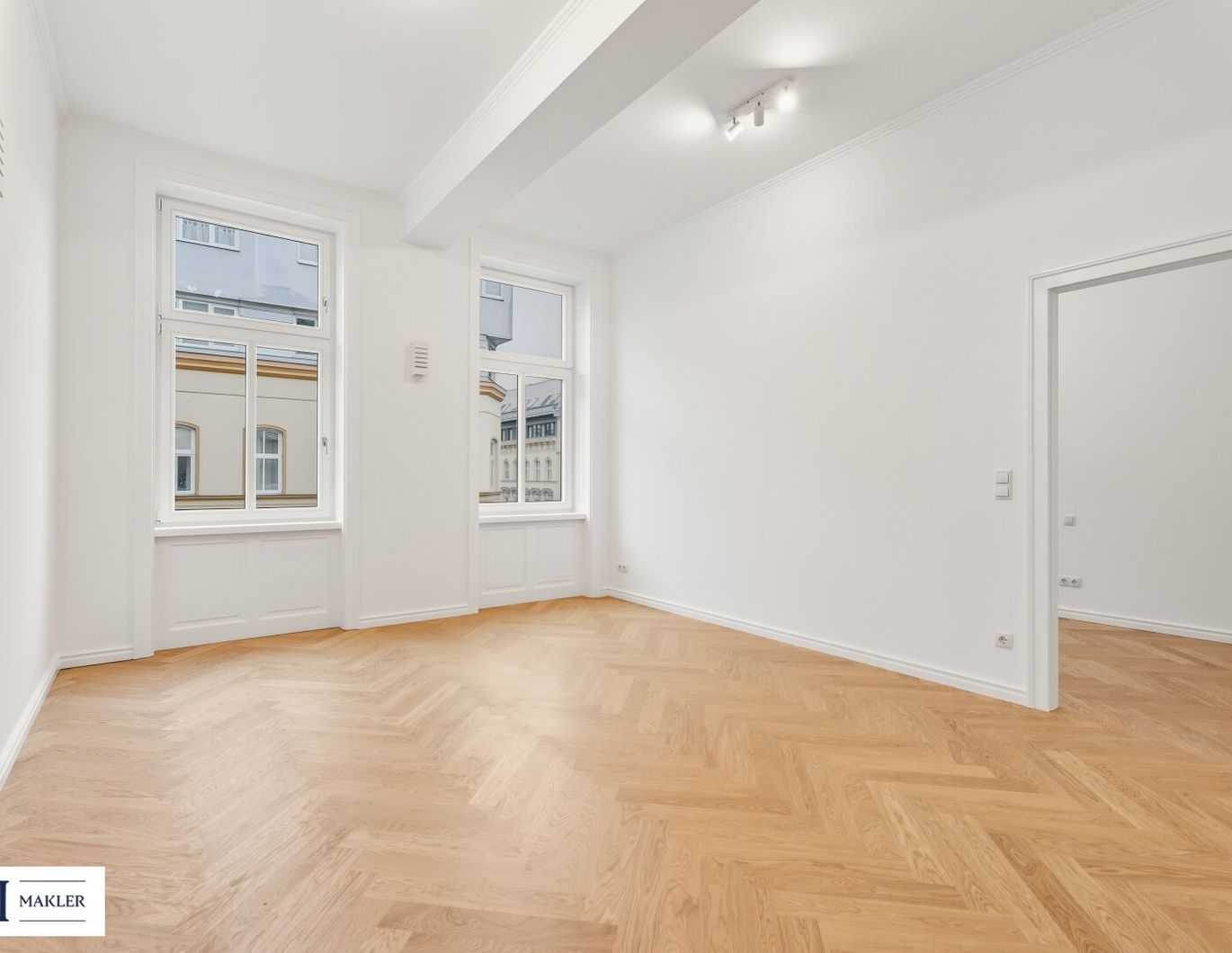 Erstbezug nach Sanierung in begehrter Wohngegend