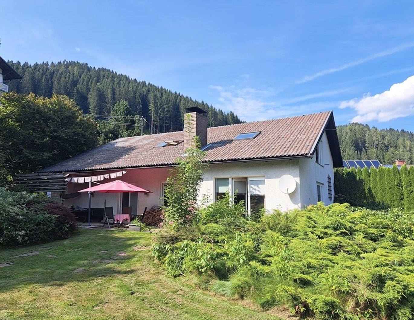 Idyllisch gelegenes Familienhaus - Beste Lage in RATTEN/ oberes Feistritztal/ JOGLLAND - mit traumhaftem, ebenen Gartengrund