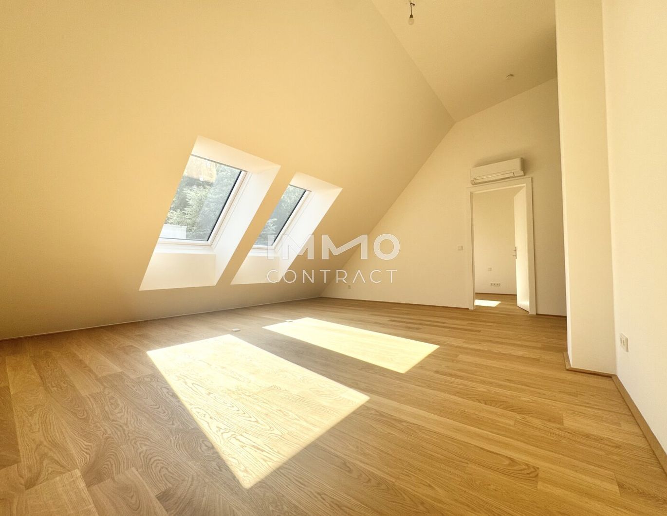 Penthouse-Highlight: Lichtdurchflutete 4-Zimmer-Residenz mit exklusivem Wohngefühl