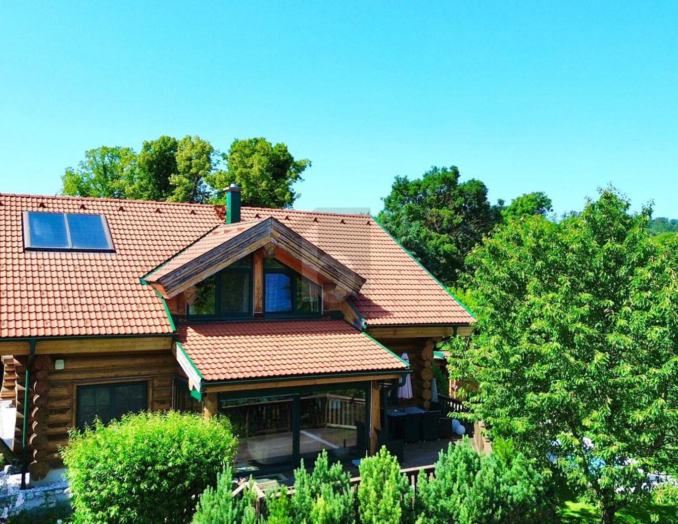 KANADAFEELING PUR - ROMANTISCHES NATURSTAMMBLOCKHAUS MIT NEUEM POOL!