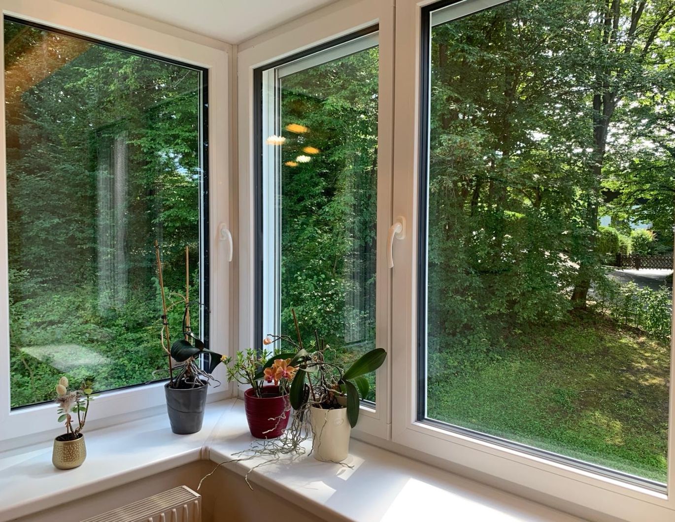 Sehr gepflegte und barrierefreie 4-Zimmer Eigentumswohnung in zentraler, ruhiger Wohnlage mit Grünblick. Empfehlenswert!