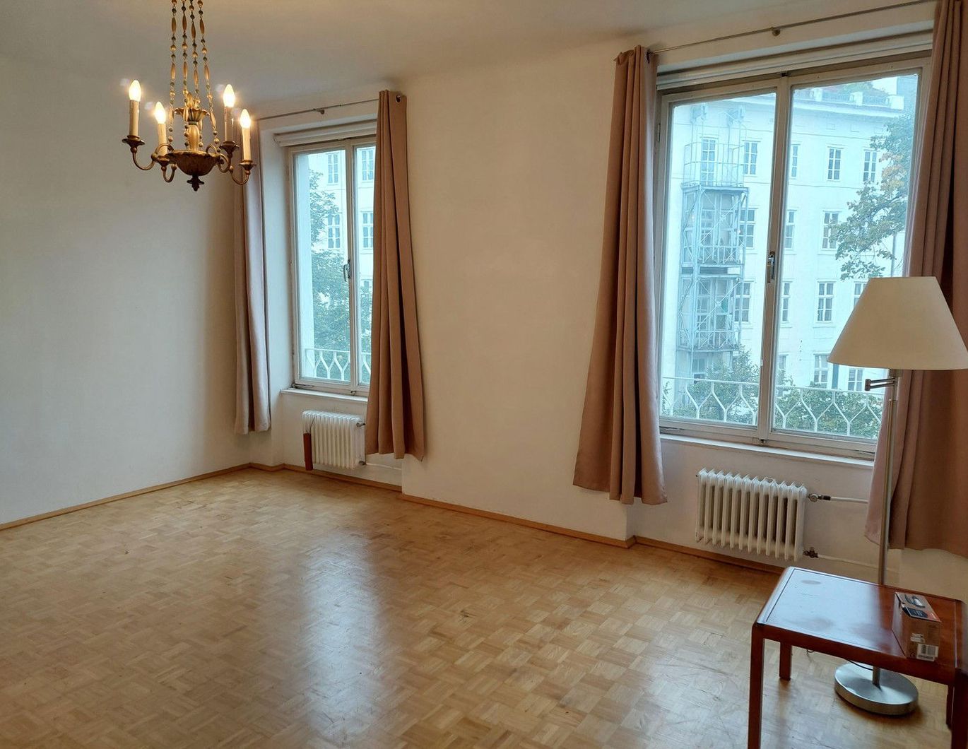 Sehr zentrale 2- Zimmer Wohnung