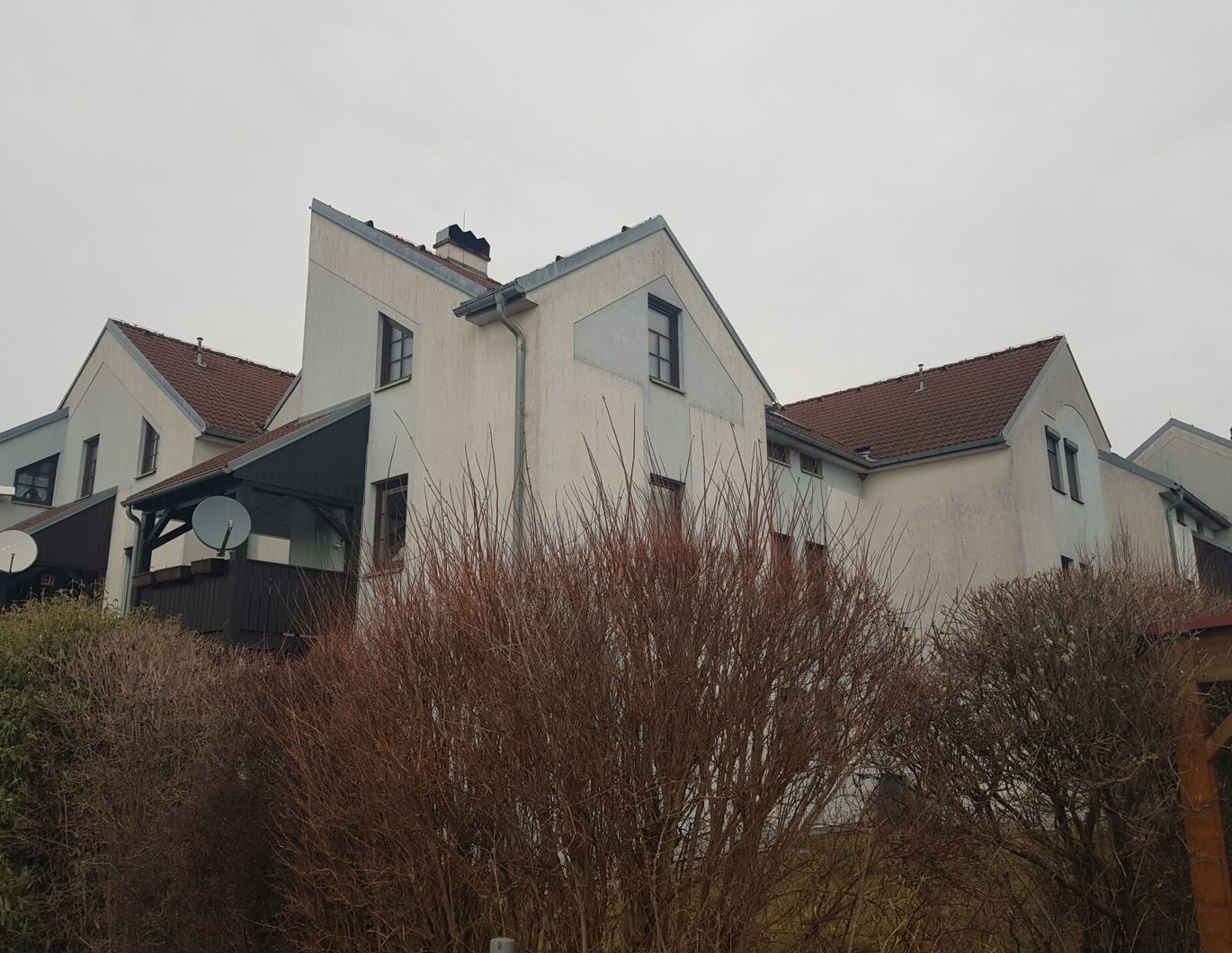 TOLLE, GROSSZÜGIGE FAMILIENWOHNUNG IN RUHIGER WOHNLAGE