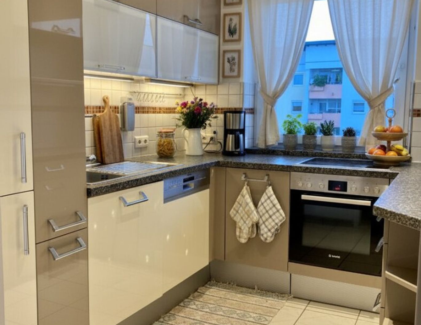 Ruhige 3-Zimmer Eigentumswohnung in Attnang-Puchheim, inkl. Tiefgaragenstellplatz. Top Preis!