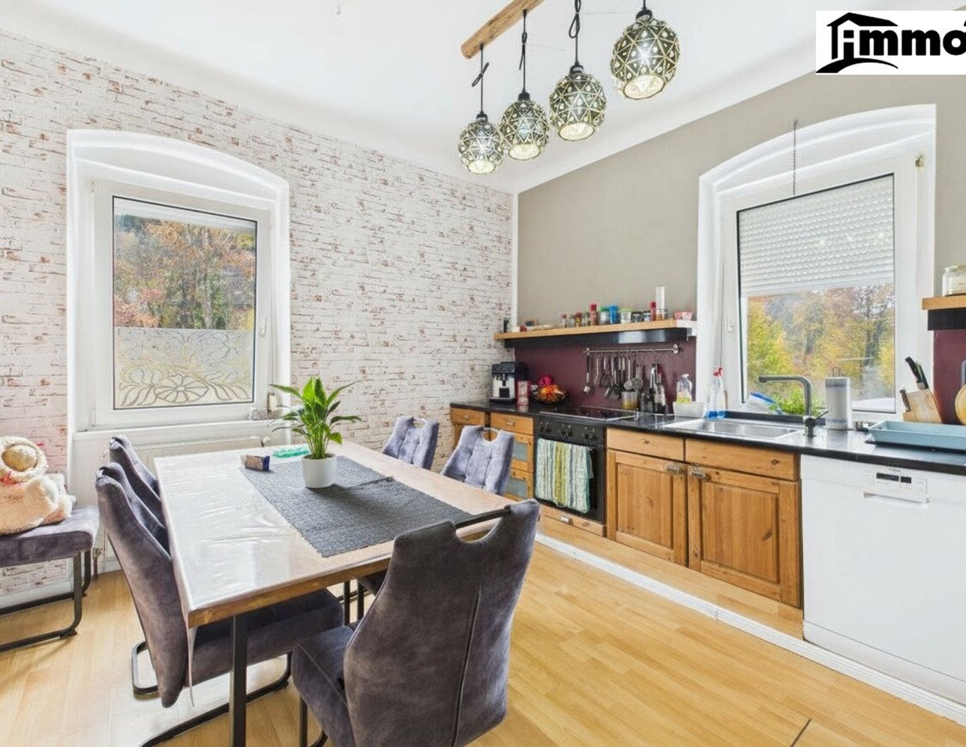 Großzügiges Stadthaus mit Garten und Altbauflair in zentraler Lage