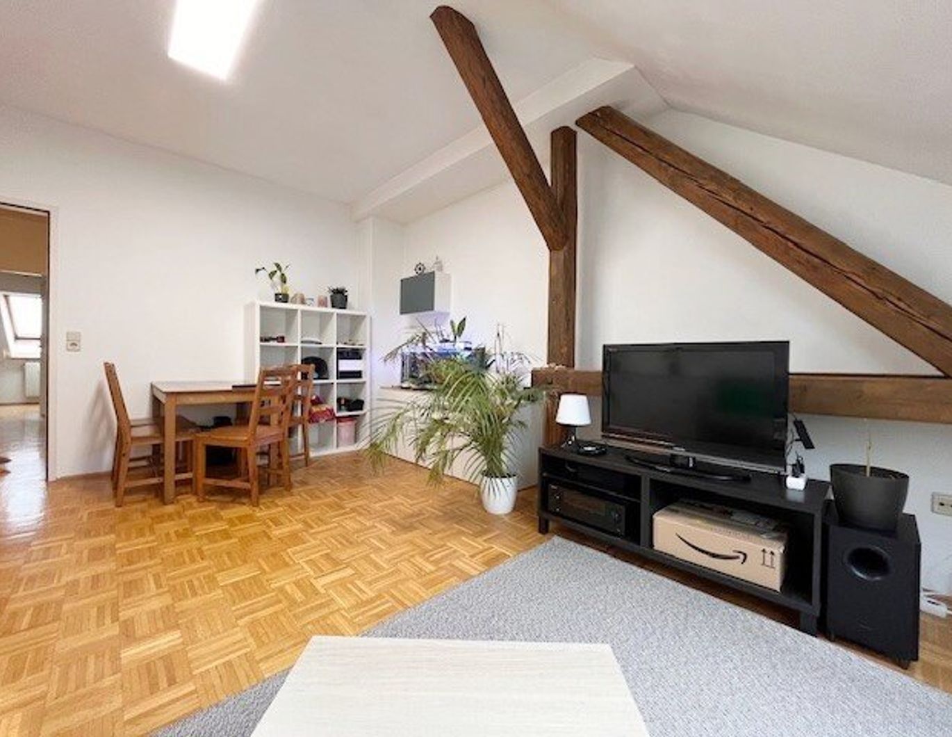 Perfekt gelegene Studentenwohnung im Dachgeschoß