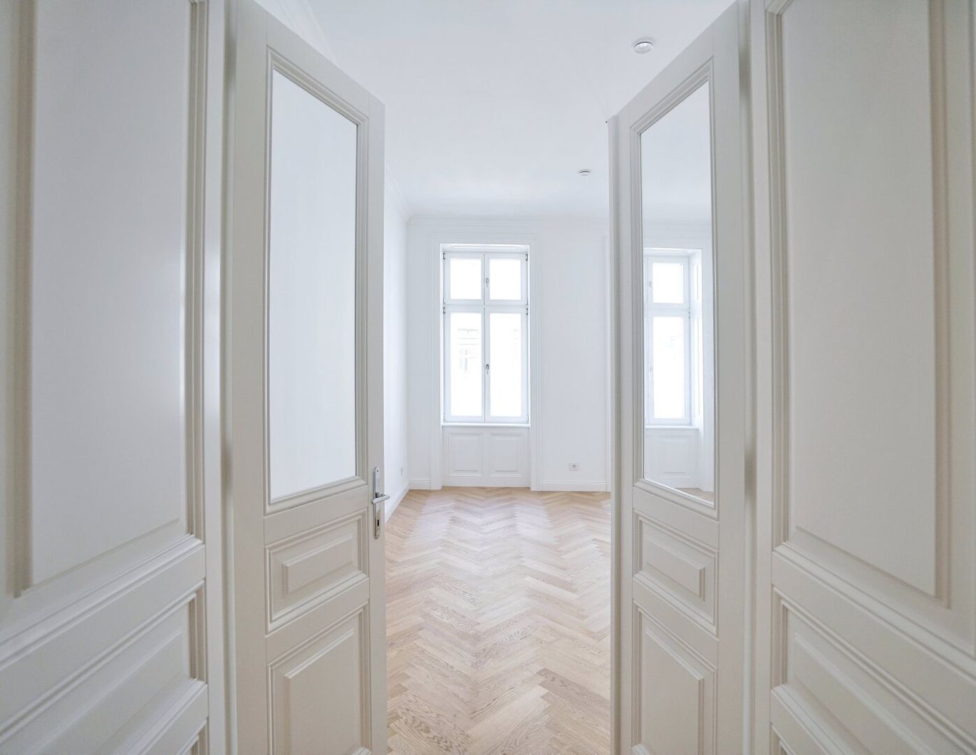 Moderne Wohnkultur mit Altbauflair! Erstbezug nach Generalsanierung in Währing !
