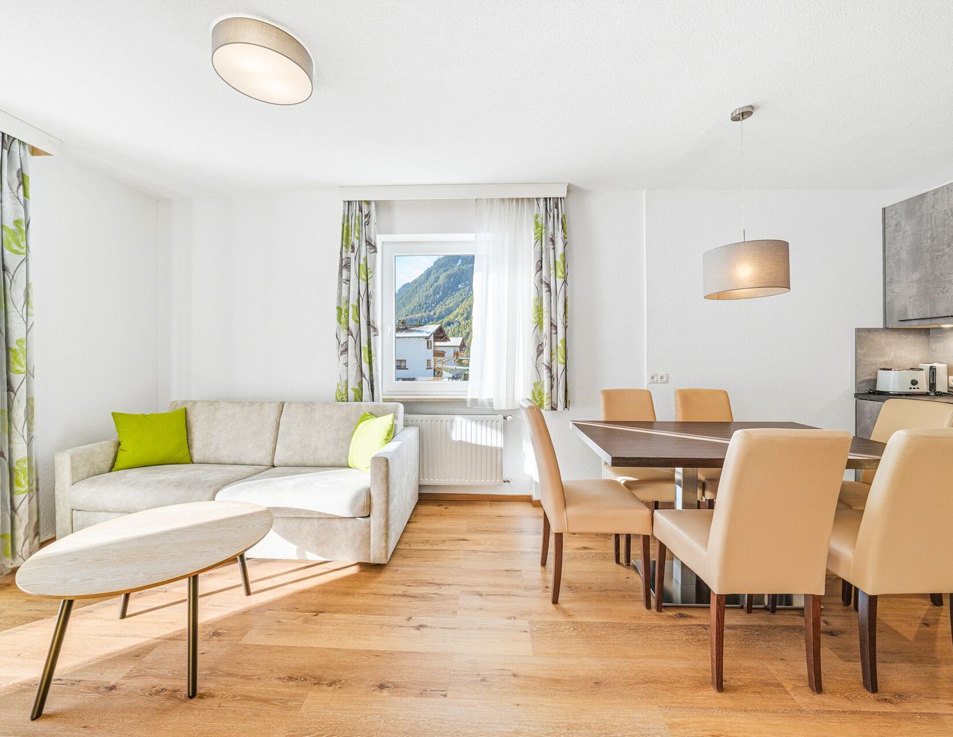 Großzügige 3,5 Zimmer Wohnung in der Nähe von Fiss-Serfaus-Ladis zu kaufen