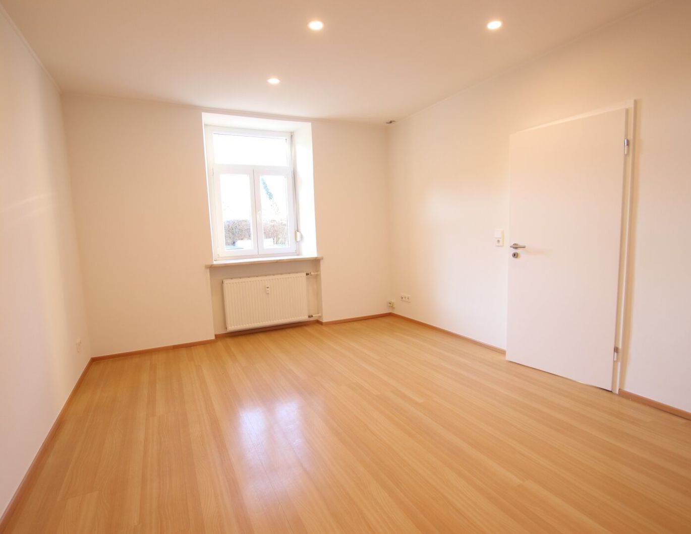 Schöne sanierte Garconniere mit Parkplatz in Klagenfurt