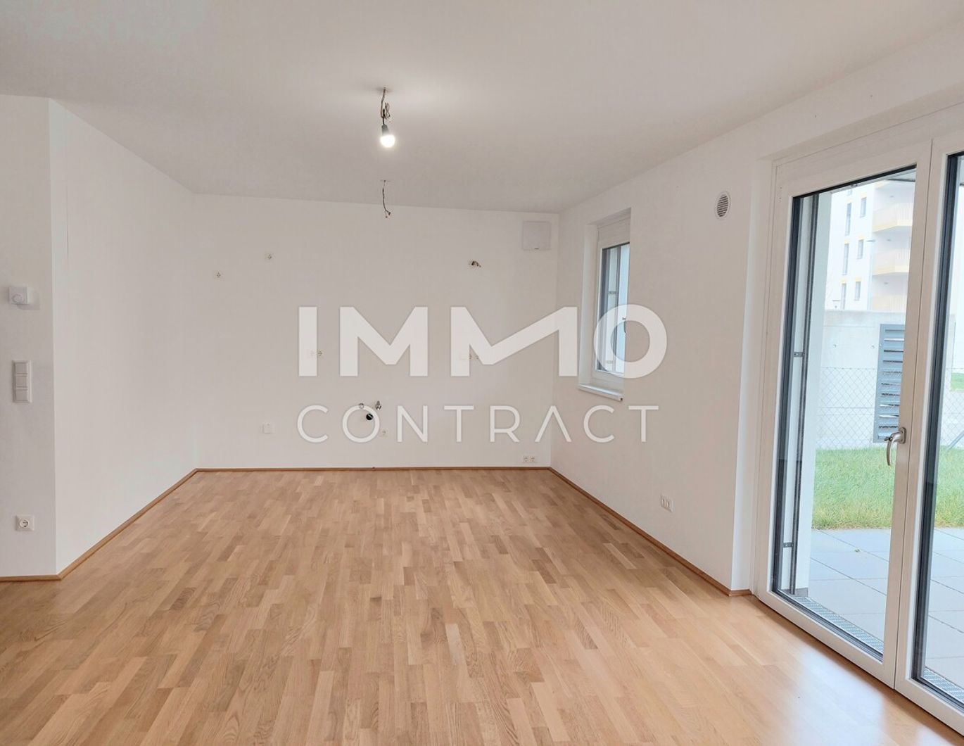 172 m2 Gartenfläche ! Neu ! Traumhafte Gartenwohnung in Grünruhelage ! Provisionsfrei !