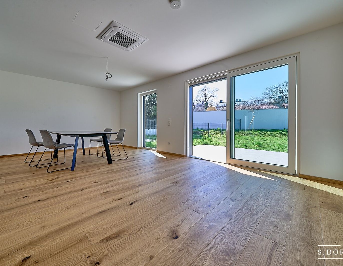 NEU! ++ PROVISIONSFREI FÜR DEN KÄUFER ++ ERSTBEZUG NÄHE BADETEICH HIRSCHSTETTEN ++ MODERNES 4-ZIMMER-HAUS MIT GROSSEM GARTEN & KELLER ++ QUALITÄT VOM AUSGEZEICHNETEN BAUTRÄGER ++ EIGENTUM IN 1220 WIEN ++