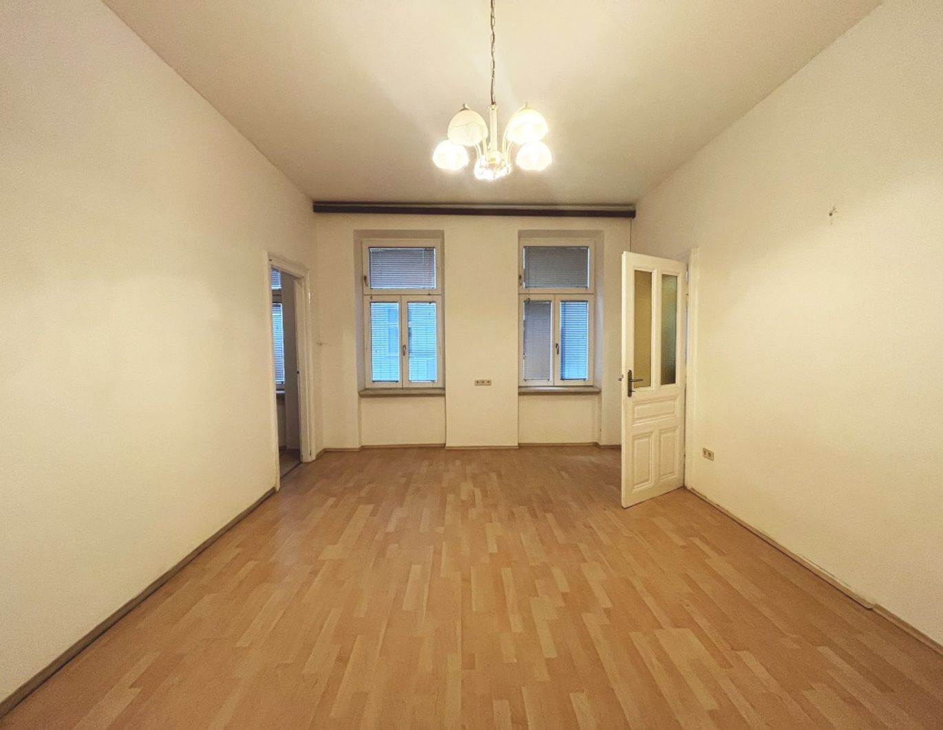 Charmante 2-Zimmer-Wohnung in den Innenhof - Nähe Stadtpark!