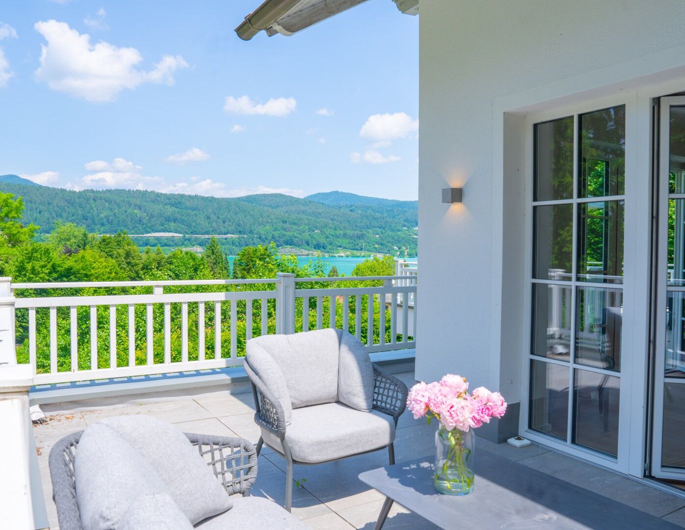700 qm Strandbereich - SEEBLICKVILLA mit Outdoorpool in idyllischer Waldrandlage am WÖRTHERSEE