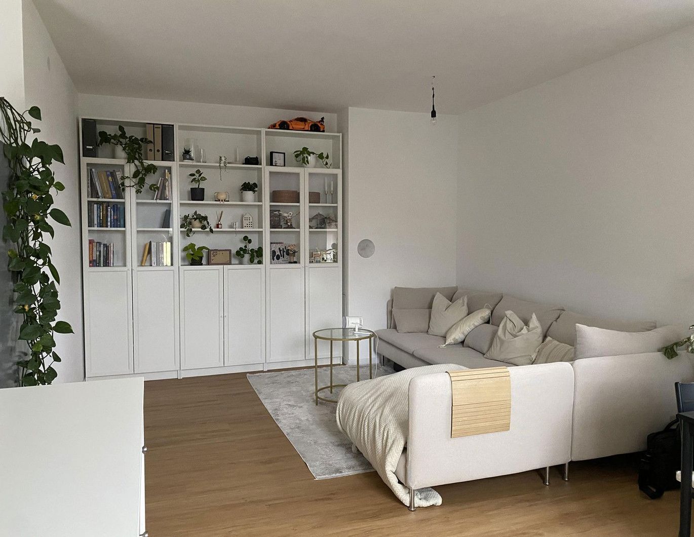Frisch sanierte 3-Zimmer-Eigentumswohnung mit Loggia & Einbauküche in Bad Traunstein