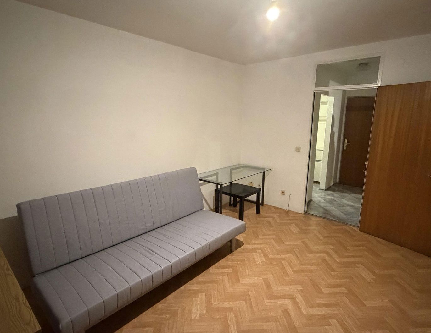 Kleine Garconniere mit Balkon Egger-Lienz-Straße