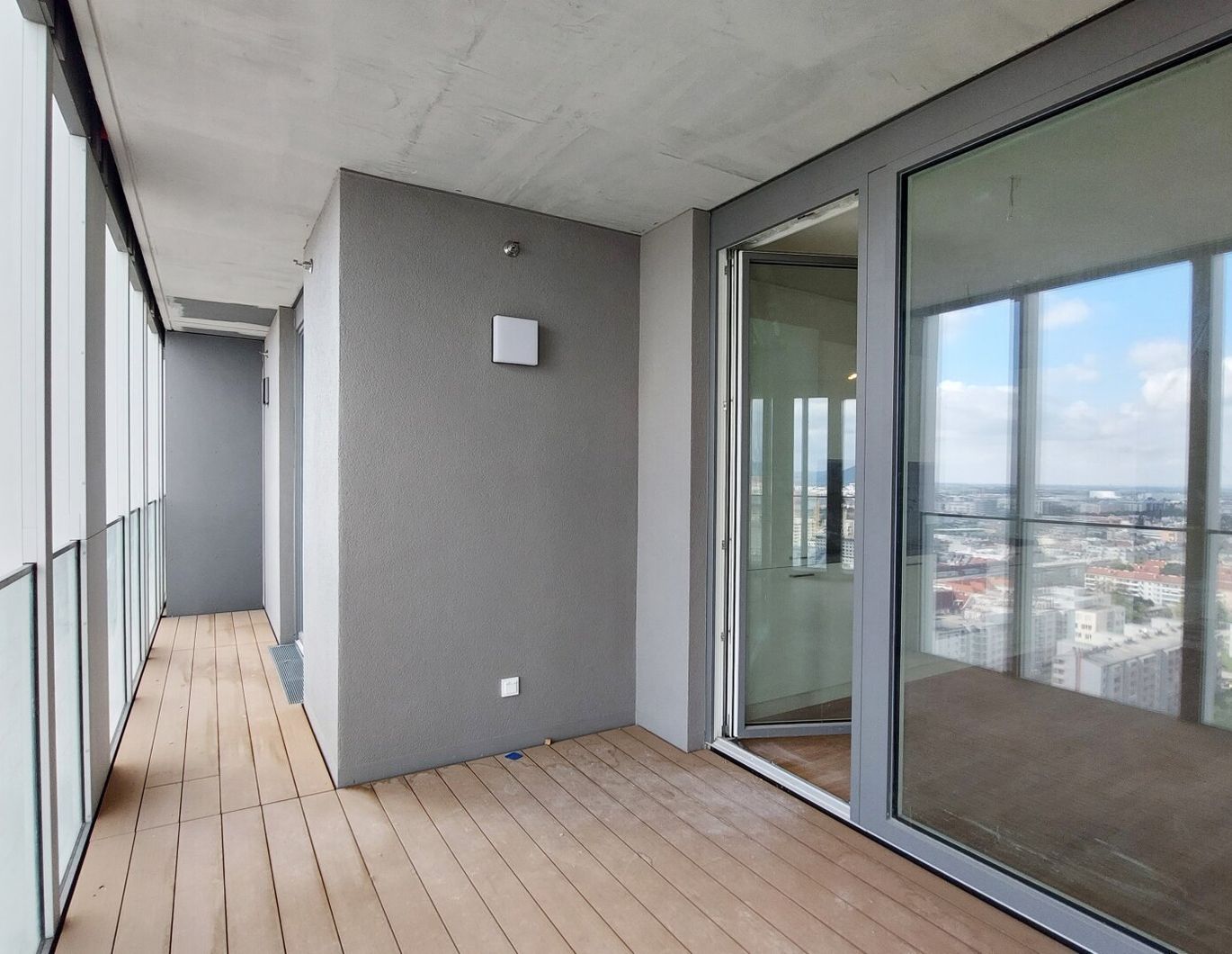 3-Zi.-Erstbezug mit Loggia & Donaublick | TOWER HOMES