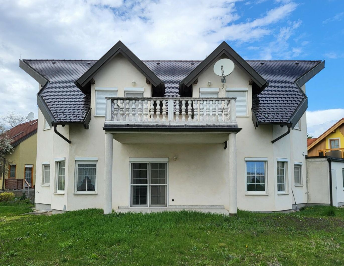 Einfamilienhaus mit 737m² Eigengrund
