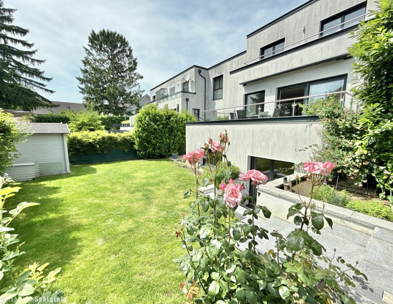 NEUWERTIGES REIHENHAUS IN WIEN! 6 ZIMMER - GARTEN - TERASSE & BALKON!