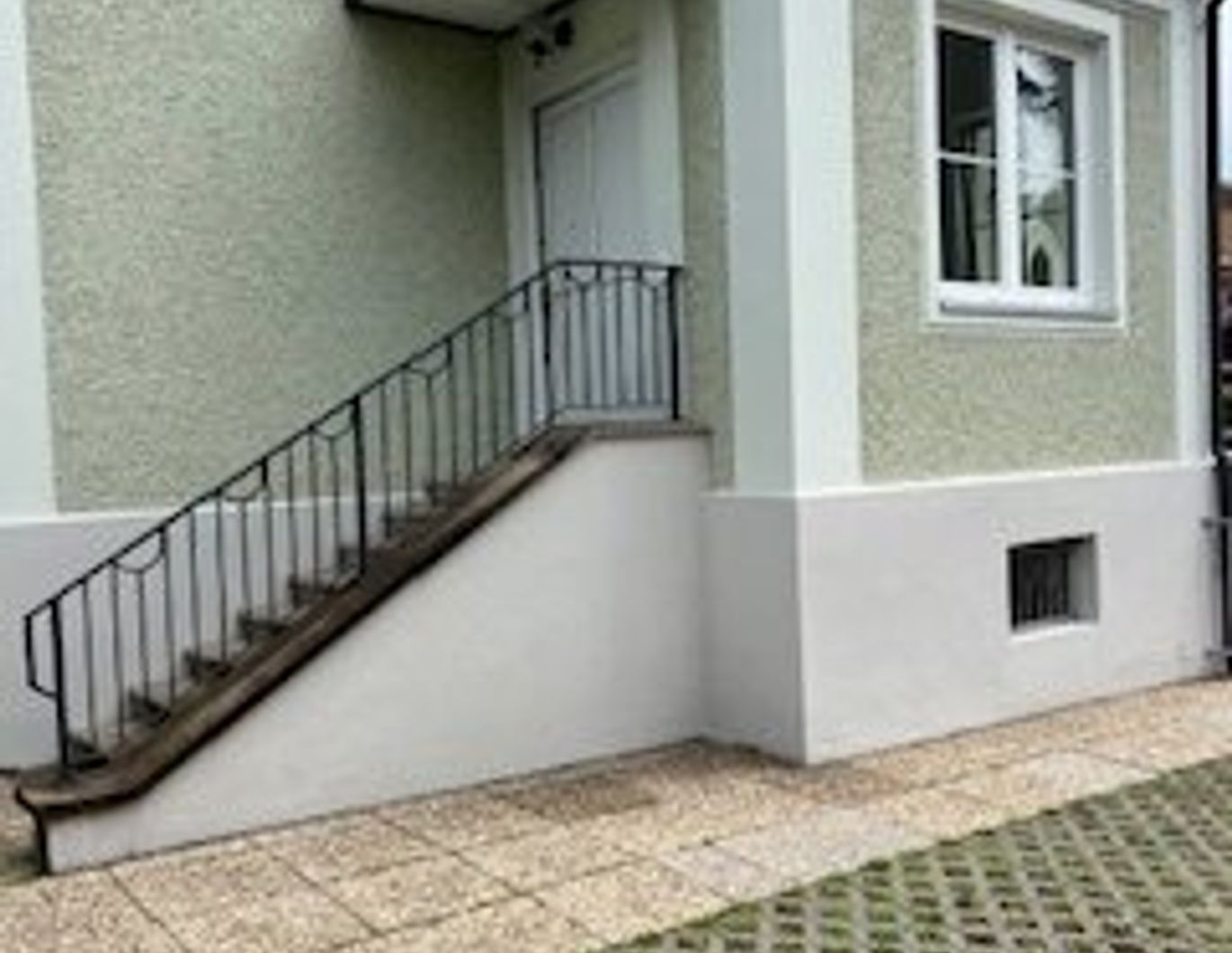Sanierte lichtdurchflutete Wohnung im Zweifamilienhaus in Graz St. Peter- 70m² ERSTBEZUG, 3 Zimmer: davon Essen/Kochen und Wohnzimmer, Schlafzimmer