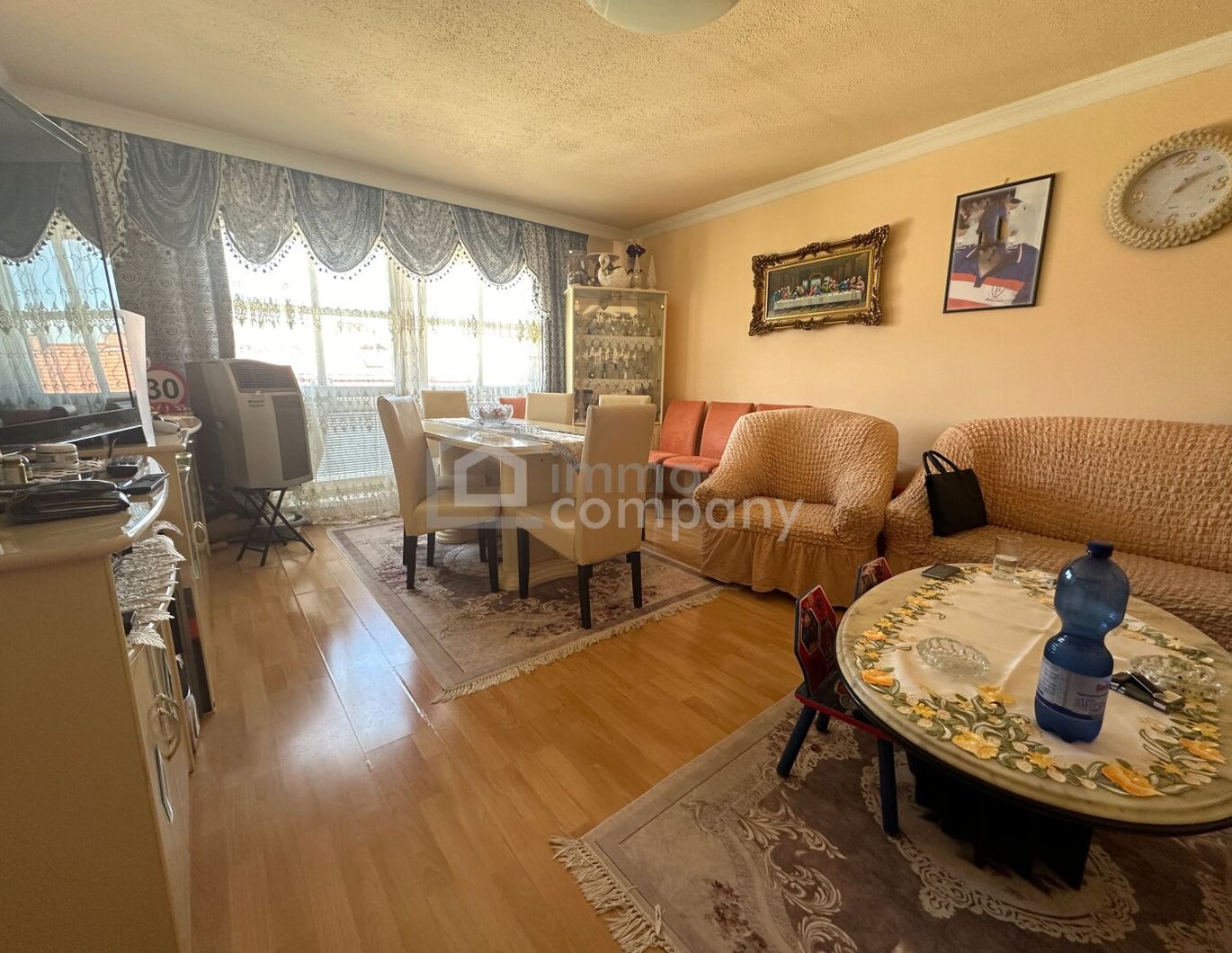 ÜBER DEN DÄCHERN WIENS - 3-ZIMMER WOHNUNG IN 1100