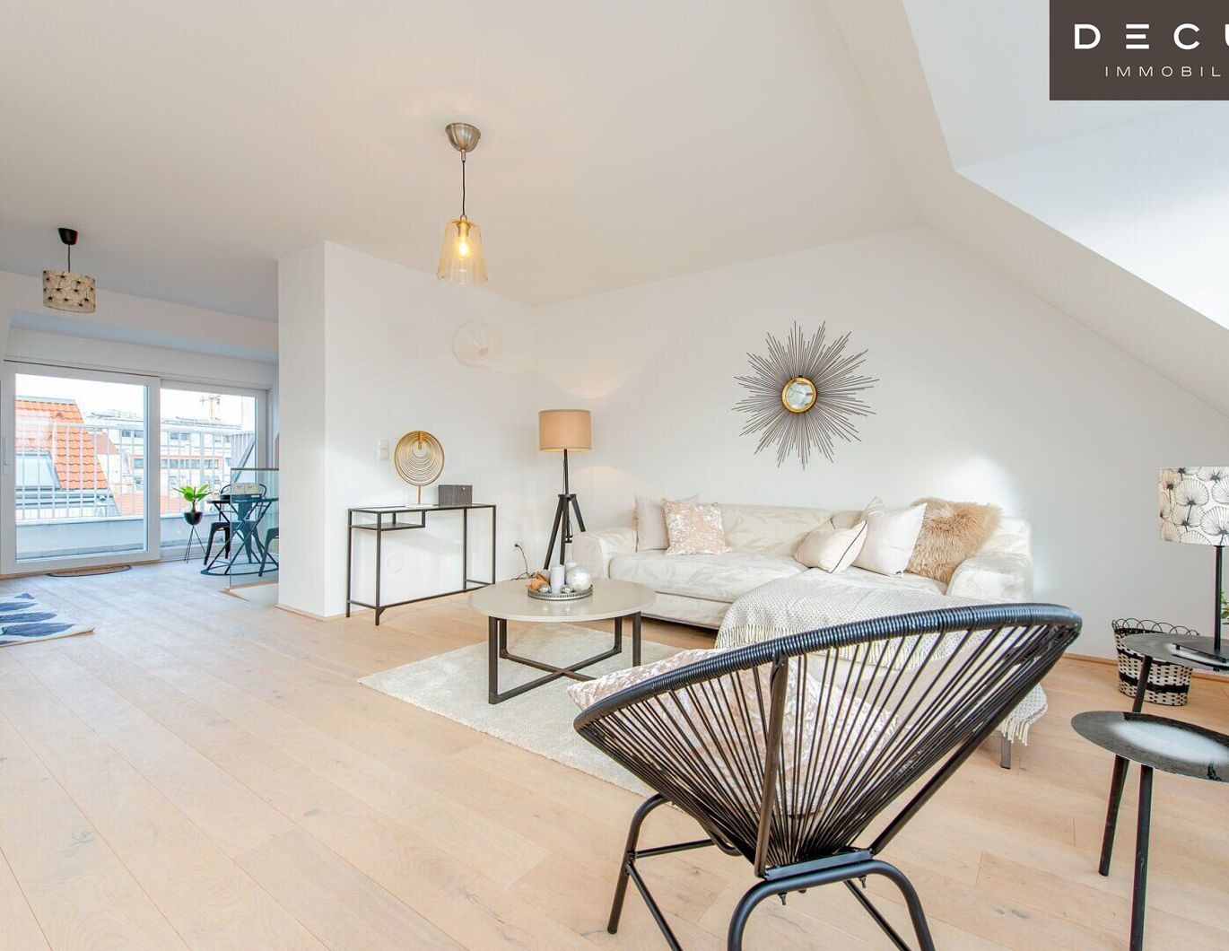 | PENTHOUSE | DACHTERRASSE MIT FERNBLICK | GRÜNE HEIZFORM | VOLLKLIMATISIERT |