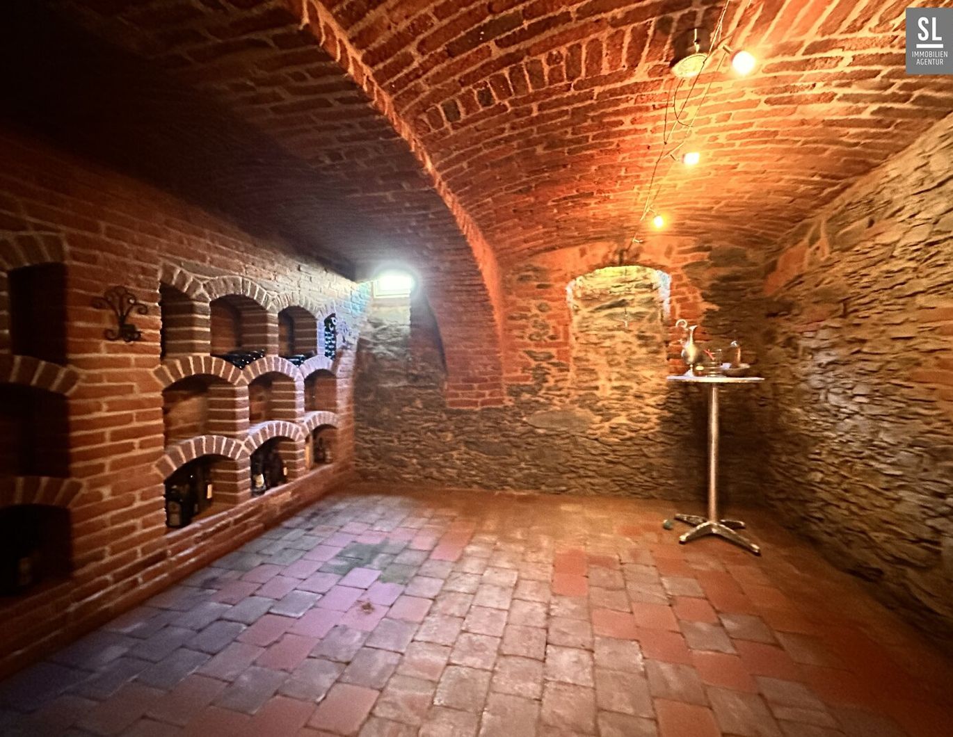 Südsteiermark - Unverbaubare Aussichtslage - Gemütliches Landhaus mit viel LW Fläche - die neue Heimat für Ihre Alpakas oder Pferde