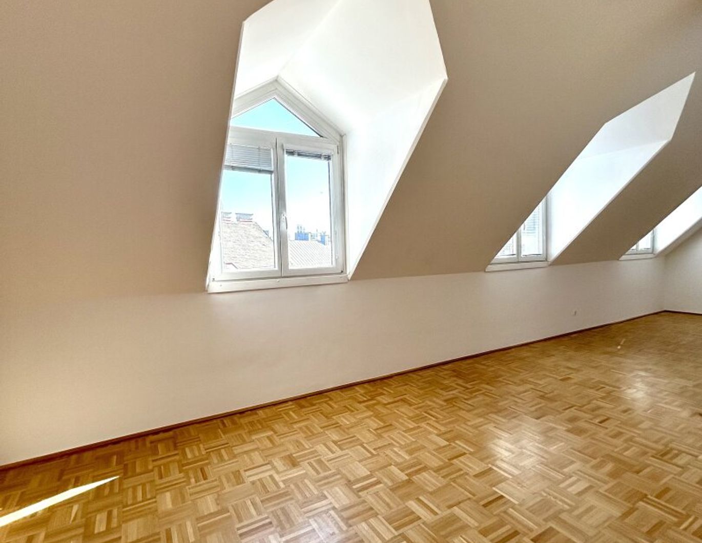 Neuwertige 1-Zimmer-Wohnung in 1050 Wien - U-Bahn-Nähe, top Ausstattung!