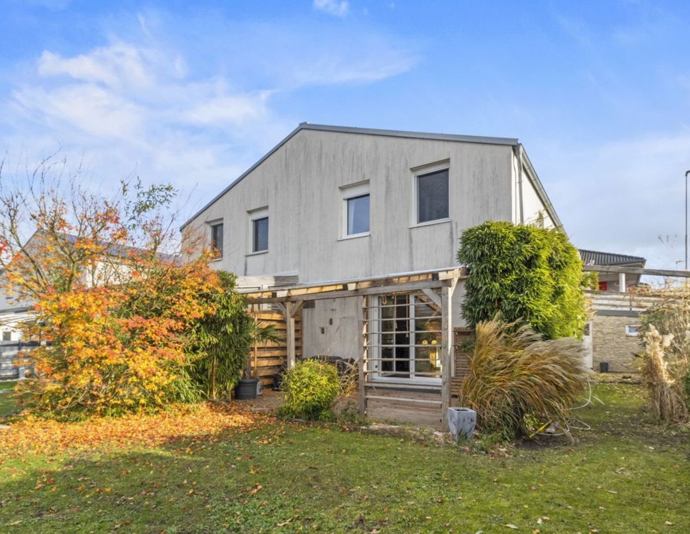 ++ DOPPELHAUSHÄLFTE MIT CHARME ++ Garten & Terrasse bei Korneuburg