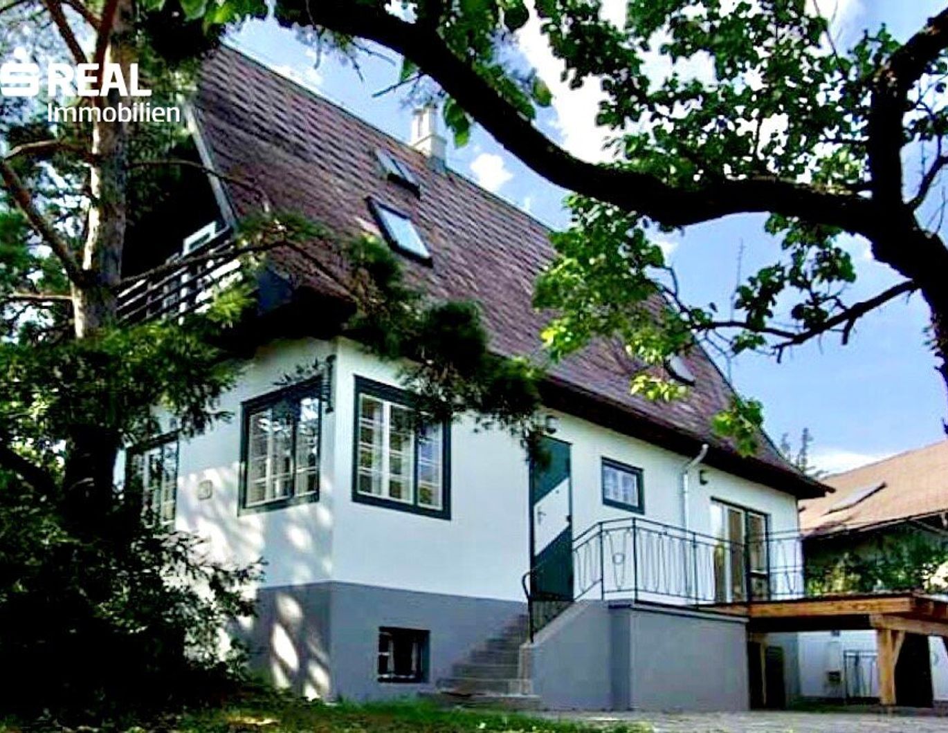 LANDHAUS in TOPLAGE - BURGBLICK