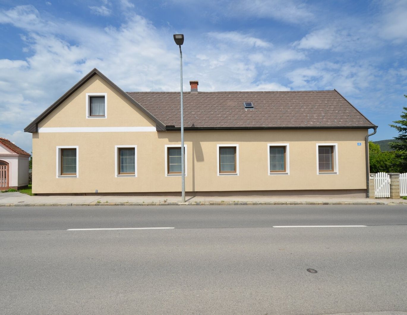 CHRISTOPH CHROMECEK IMMOBILIEN - BAD VÖSLAU / Großau - Zweifamilienhaus mit Werkstatt und Garage!