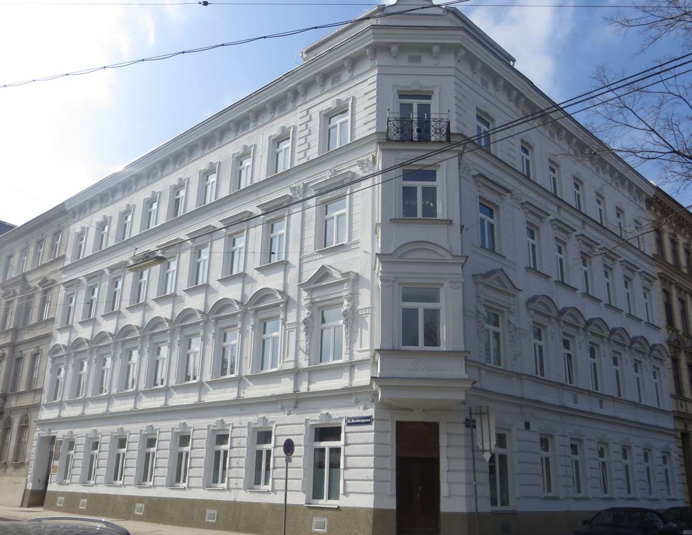 3-Zimmer-Maisonette im Dachgeschoss mit Galerie und Terrasse  - Nähe U4 Meidling