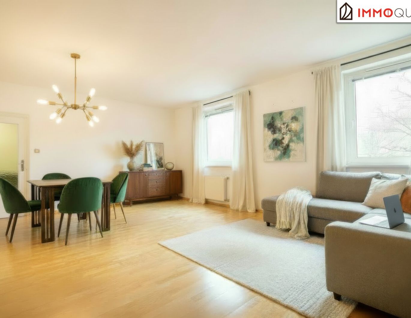 Stilvoller Rückzugsort mit Loggia - Wohnen in Wels