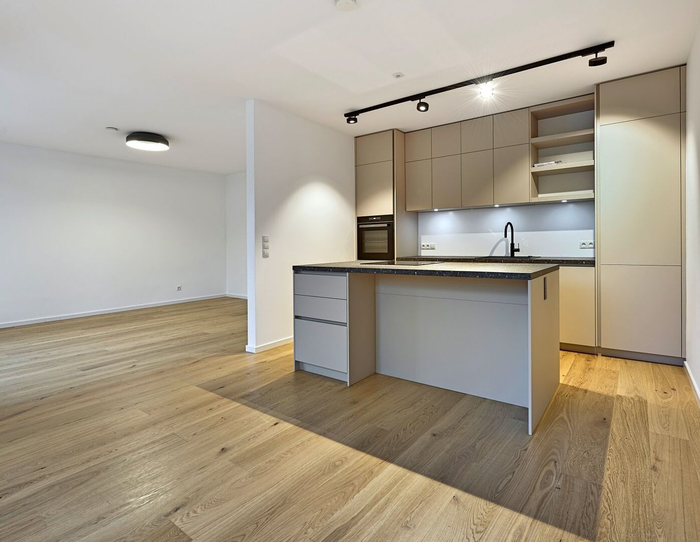 Wunderschöne sanierte 3 Zimmerwohnung in Währing!