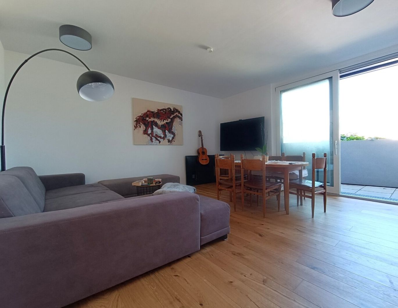 Moderne Dachgeschoss-Wohnung mit Freifläche! 2 Zimmer! Nähe U4 Pilgramgasse!