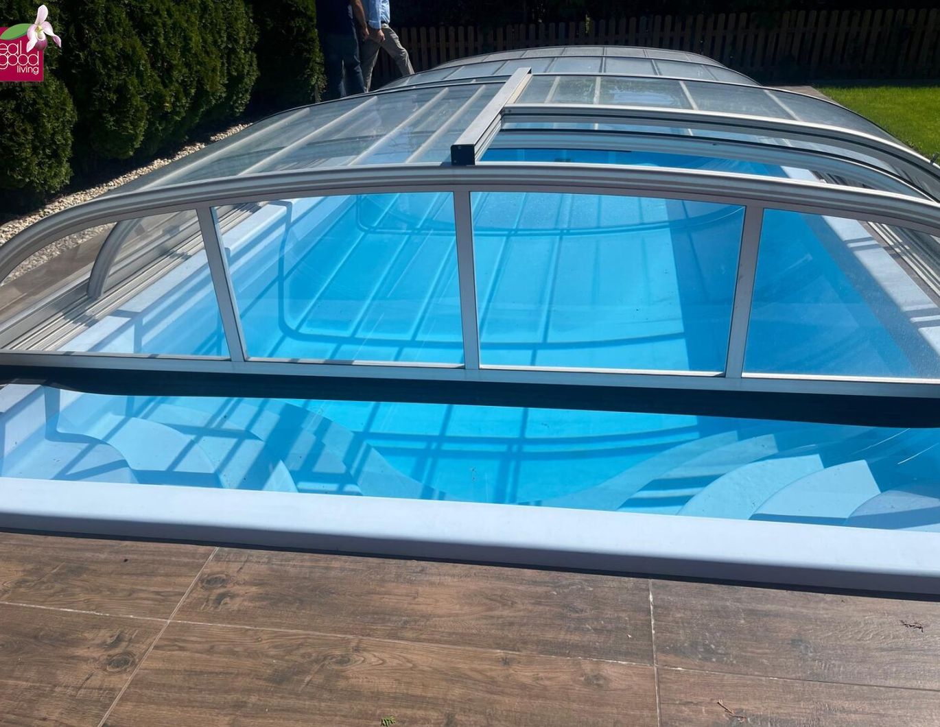 Teilmöbliertes Traumhaus in einer Kleingartensiedlung mit Pool, Garten und einem Wohnkeller