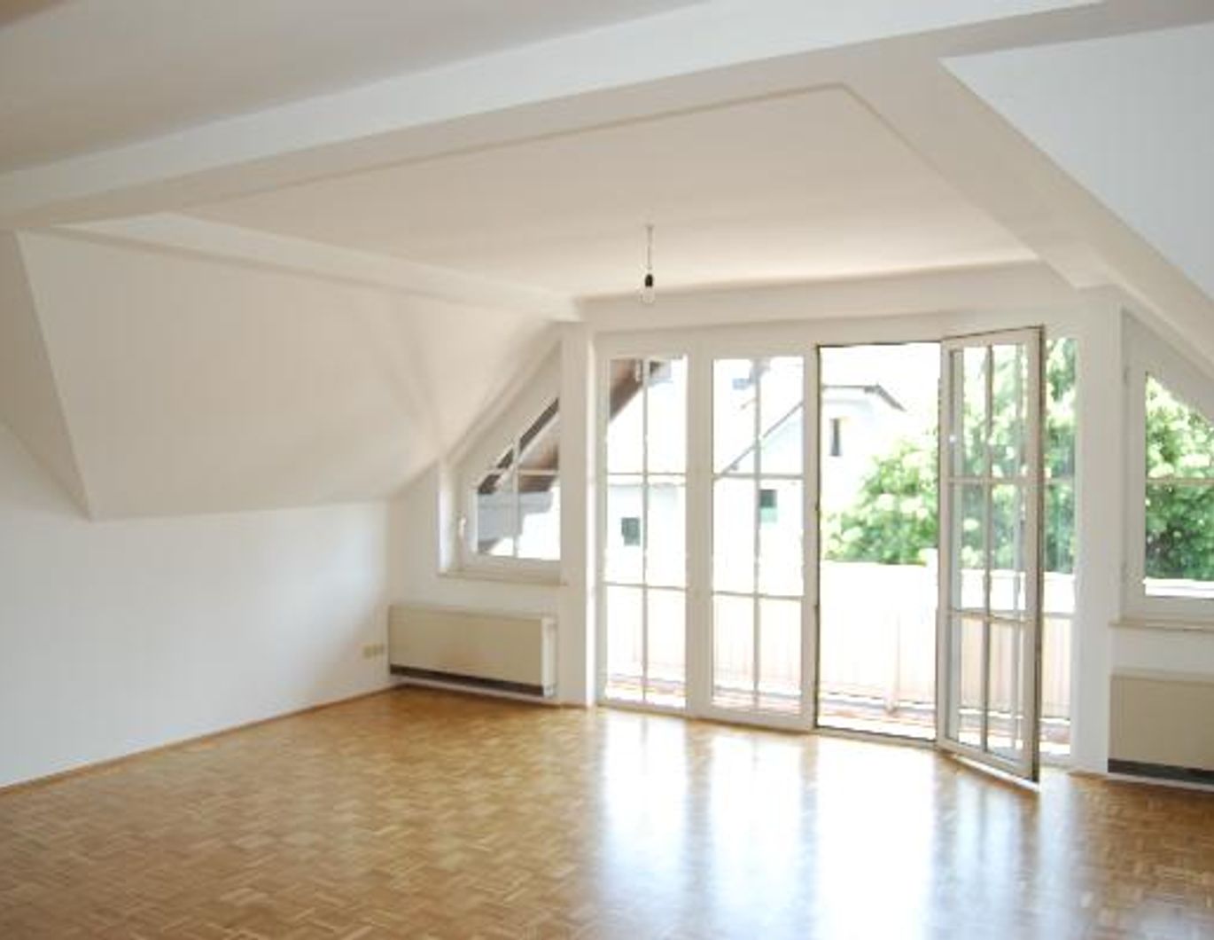großzügige 3 Zimmer Wohnung mitten im Zentrum von Altmünster