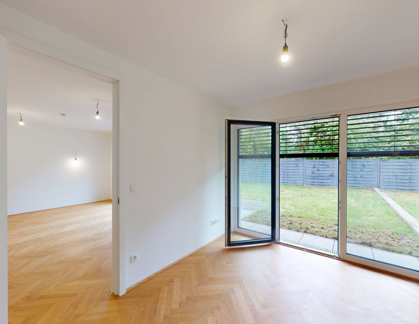 2-Zimmer Wohlfühloase mit großem Garten