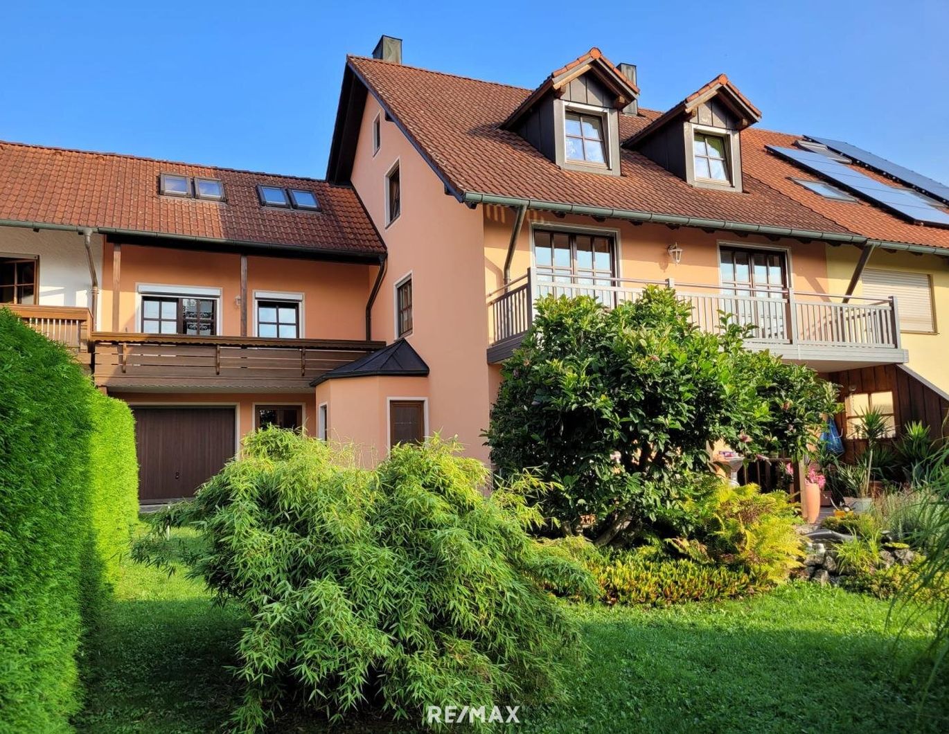 hochwertige Doppelhaushälfte mit viel Platz bei Erding