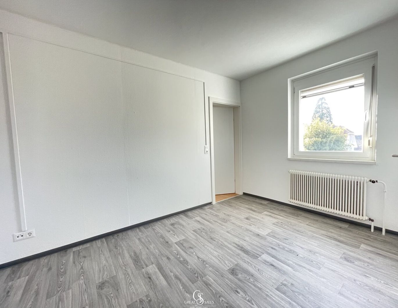 Günstige Kleinwohnung mit Parkplatz & Gartennutzung