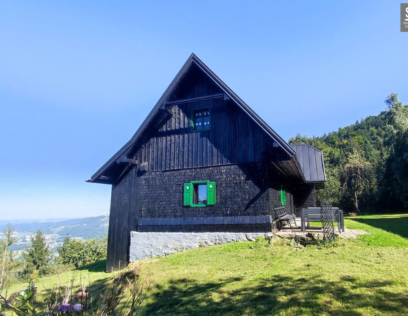 Nähe Maribor - Viel Ruhe mit herrlicher Aussicht - Idylle mit modernisiertem gemütlichen Holzblockhaus und 39ha Wald