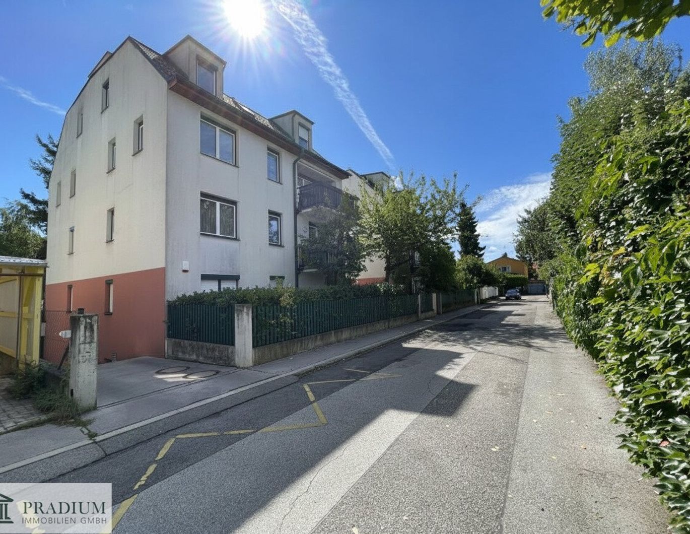 3-Zimmer-Maisonette-Wohnung mit Terrasse und TG-Stellplatz